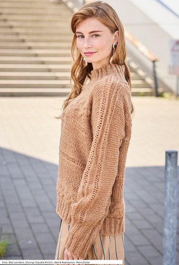 Quergestrickter Pulli