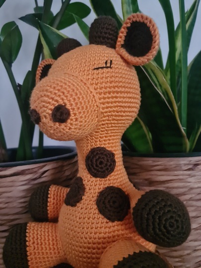Gisela Giraffe - süße Amigurumi-Giraffe zum Kuscheln und Spielen