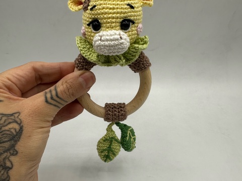Giraffe Rattle – Amigurumi Crochet Pattern