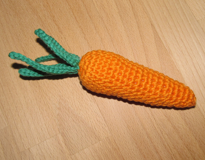 Crochet pattern carrot baby rattle