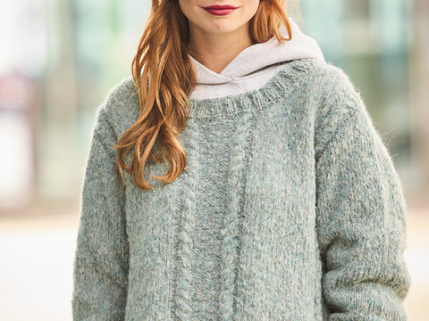 Pullover mit Zopfmusterstreifen