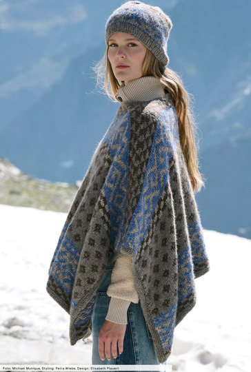 Poncho mit Mütze