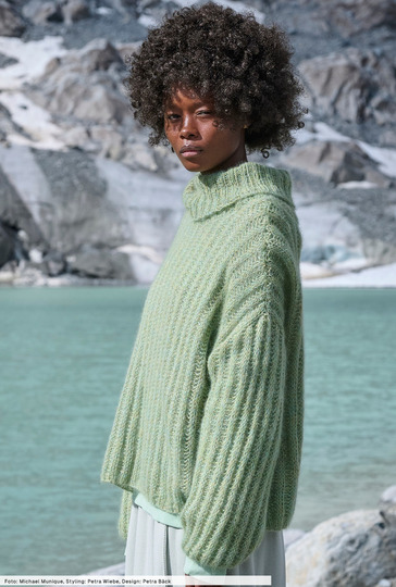 Pulli im Patentmuster