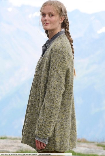 Melierte Jacke mit Zöpfen