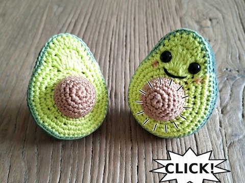 Avocado häkeln – Fidget-Spielzeug mit echtem Druckknopf (DE & EN)