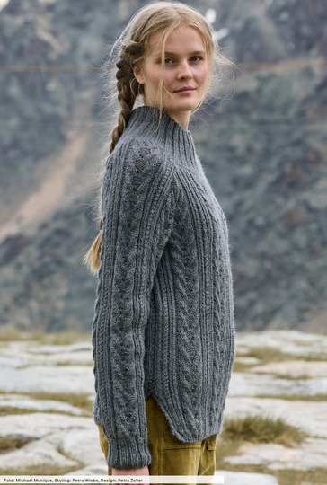 Raglanpulli im Zopfmuster