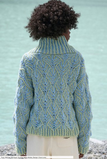 Pulli im zweifarbigen Patentmuster