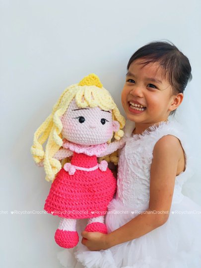 Elora the Sleeping Princess doll crochet pattern