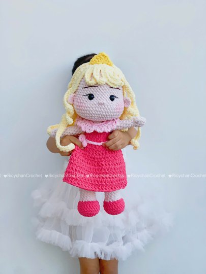 Elora the Sleeping Princess doll crochet pattern
