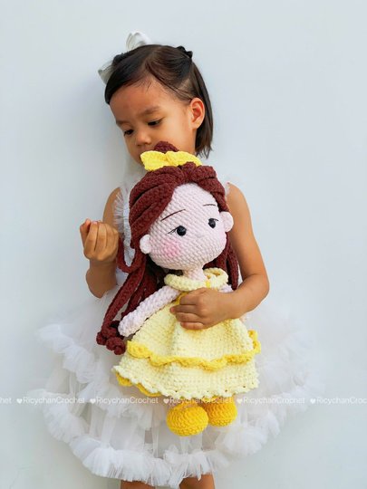 Elly the Beauty Princess doll crochet pattern