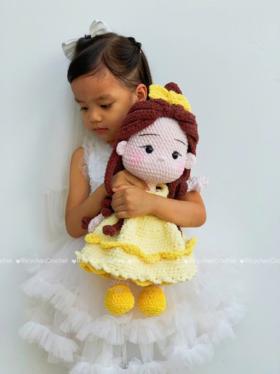 Elly the Beauty Princess doll crochet pattern