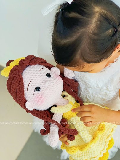 Elly the Beauty Princess doll crochet pattern