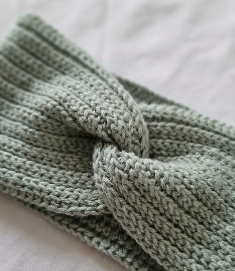 Häkelanleitung Stirnband mit Knoten – für jede Größe anpassbar