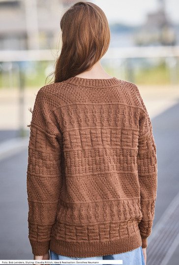 Pullover mit verschiedenen Strukturmustern