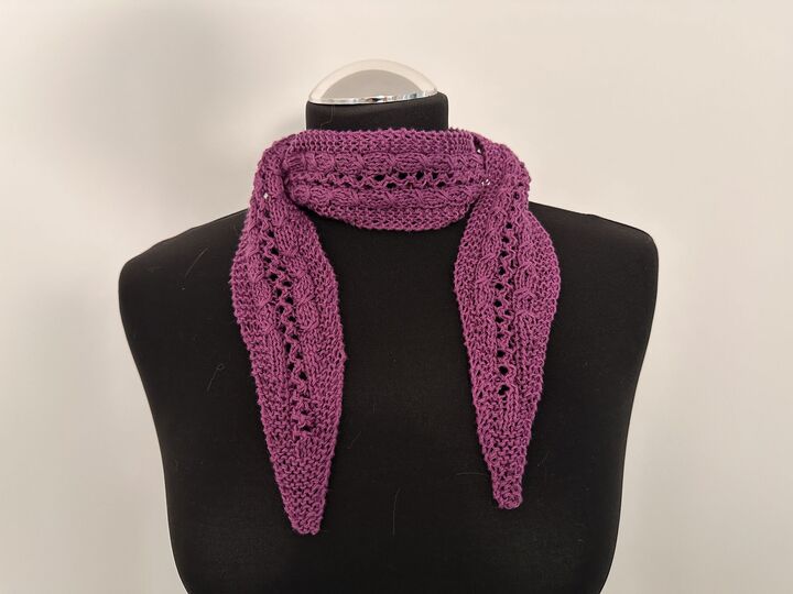 Knitting Pattern - Mini Scarf "Runa"