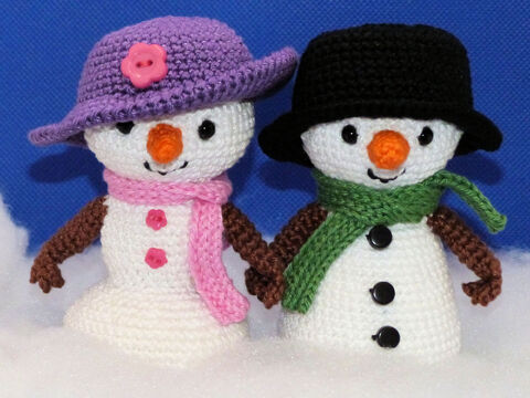Häkelanleitung für Schneefrau und Schneemann für Links- und Rechtshänder
