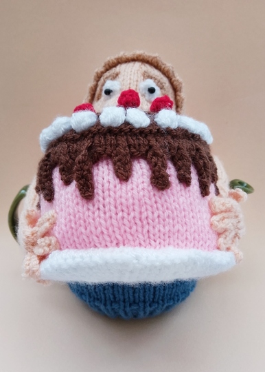 TeaCosyFolk's Cake Lover Tea Cosy Knitting Pattern