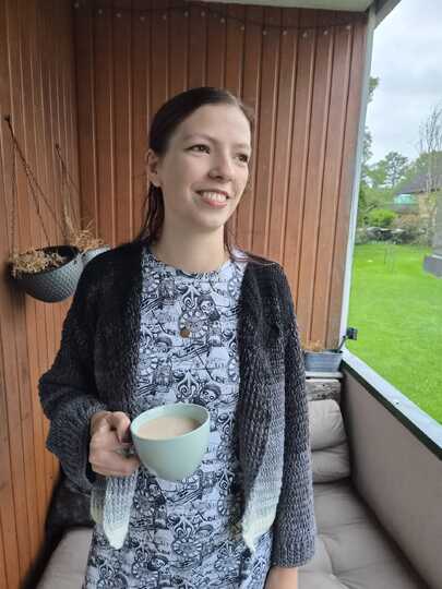 Häkel-Cardigan Cozy Gold
