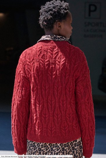 Jacke mit Zopfmotiven