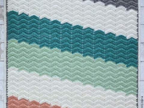 Baby Waves Ripple Blanket Crochet Pattern (English)