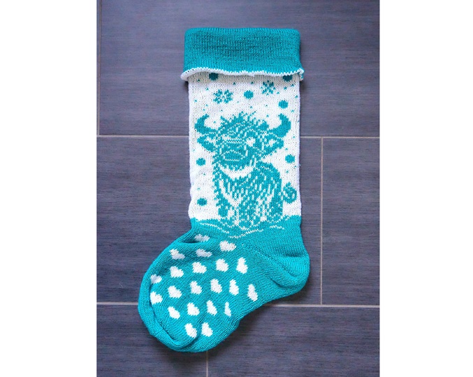 Knitting pattern for "Wintertime" XXL Christmas stocking (2 foot designs!)