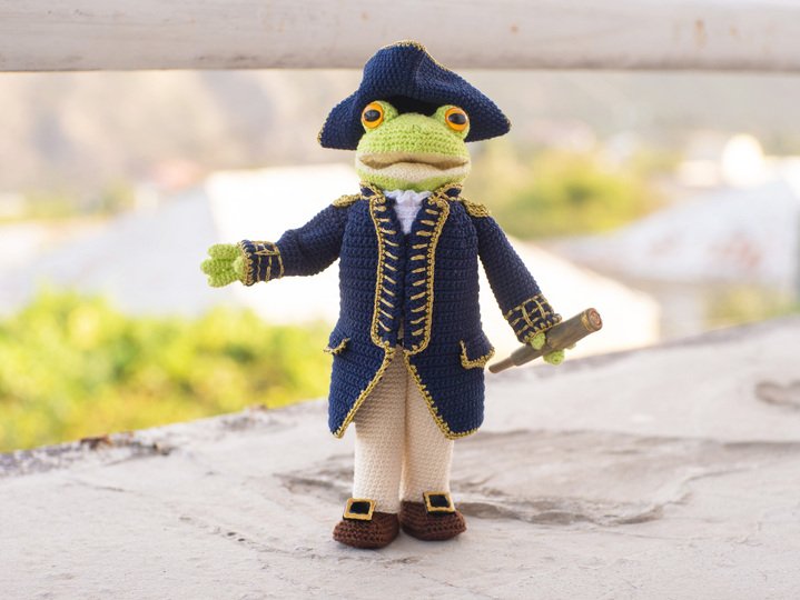 Admiral frog outfit crochet pattern