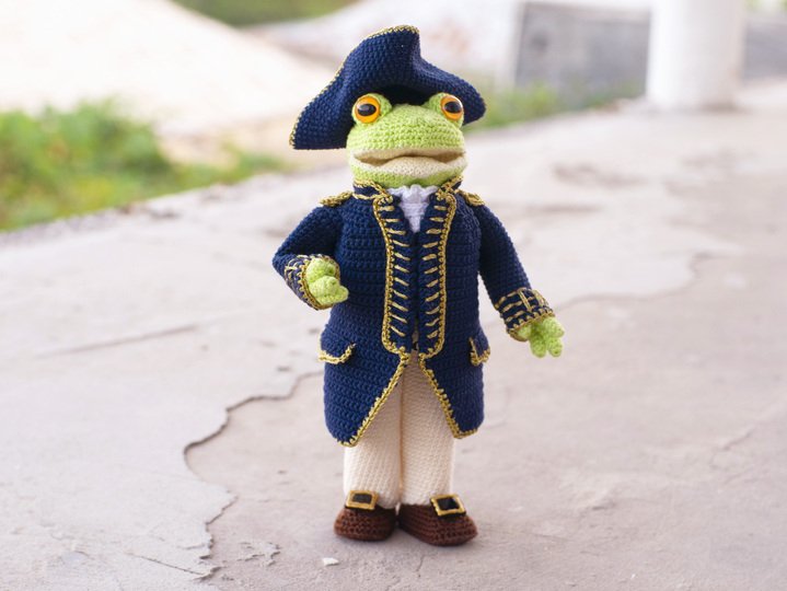 Admiral frog outfit crochet pattern