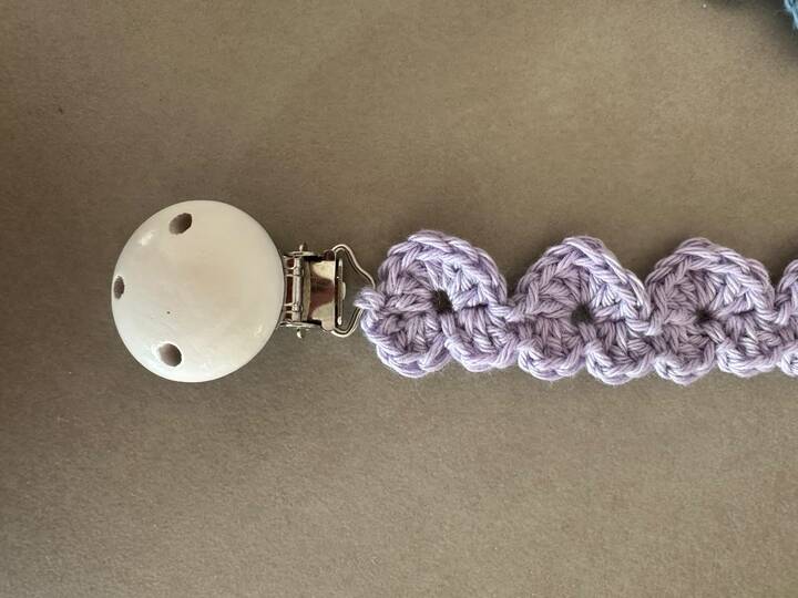 Crochet Pattern Pacifier Chain Heart Ribbon