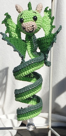 Crochet Pattern Dragon Wind Spinner: Spiral Mobile Construction Kit (S-L)