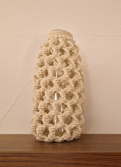 Makramee Vase Spiralmuster