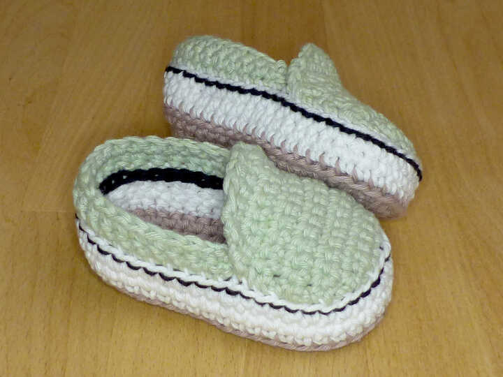Häkelanleitung Baby-Slipper in 2 Größen