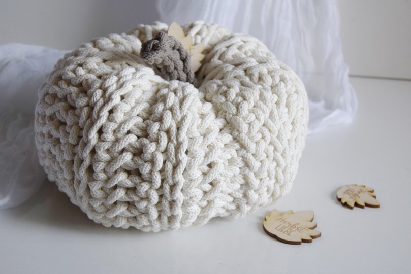 AUTUMN LOVE + Crochet Pumpkin with Bobbiny Cord – Beginner-Friendly - Fall