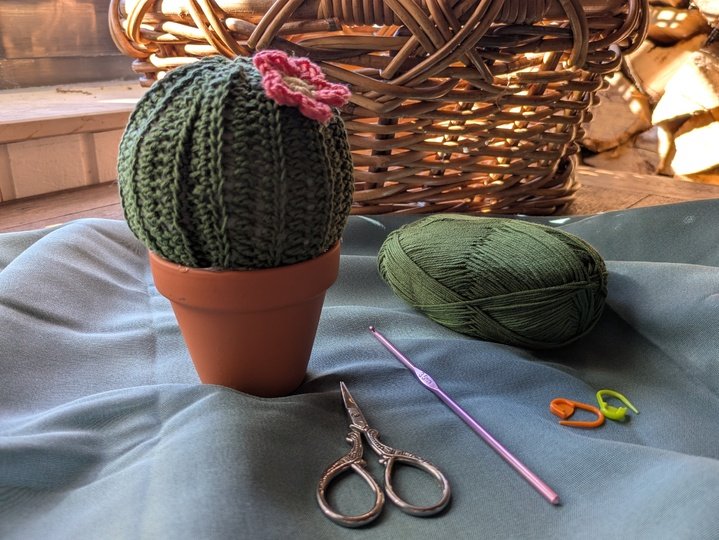 Häkelanleitung Kaktus im Tontopf - Nadelkissen, Deko oder Geschenkidee