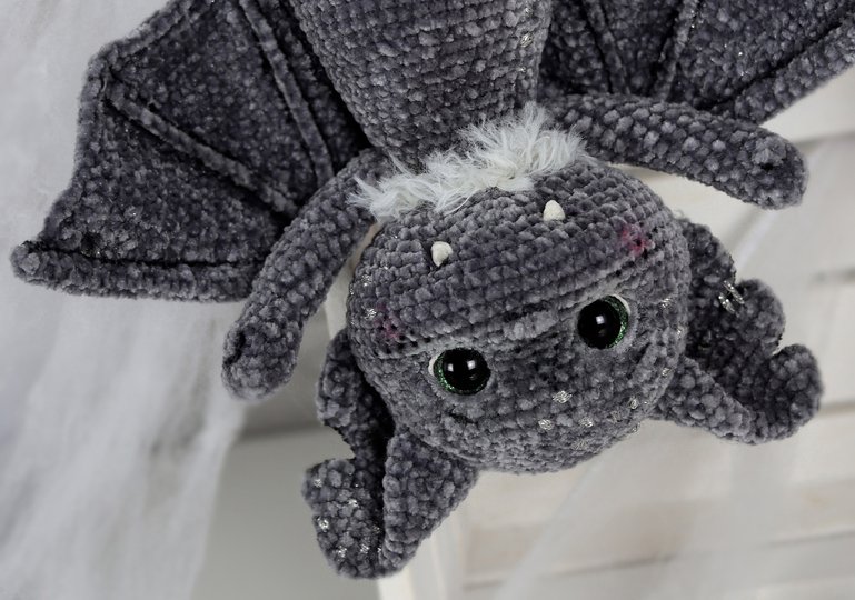 Die Fledermaus mit kleinem Gespenst