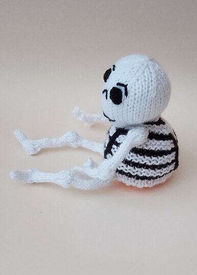 TeaCosyFolk's Skeleton Chocolate Orange Cosy Knitting Pattern
