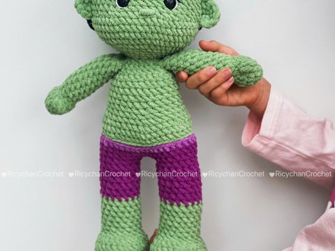 Green Giant Doll Crochet Pattern