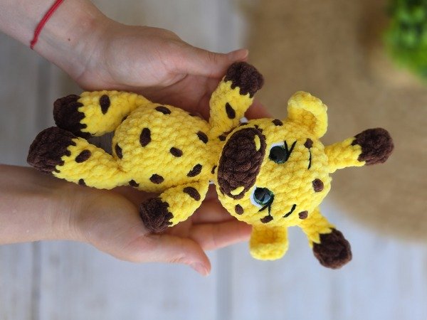 Juno the Giraffe – Cute Plush Amigurumi Crochet Pattern PDF - Image 5