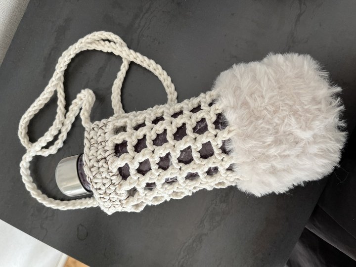 Häkelanleitung Flaschentasche PDF | Tasche mit Kunstfell | DIY Häkelprojekt