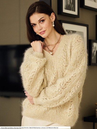 Musterpulli mit V-Ausschnitt