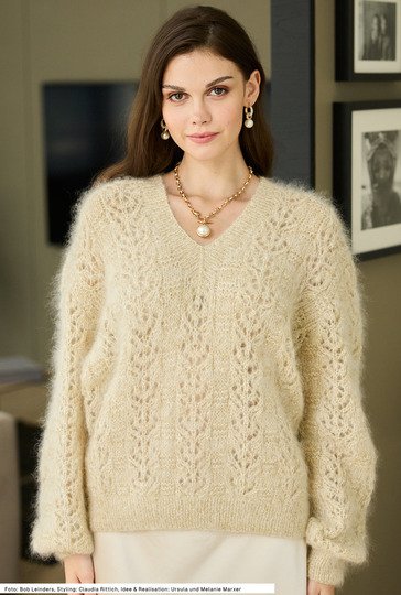 Musterpulli mit V-Ausschnitt