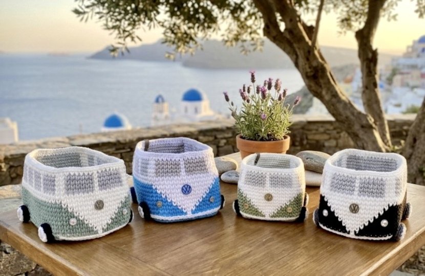 Crochet Pattern for a Bus Basket