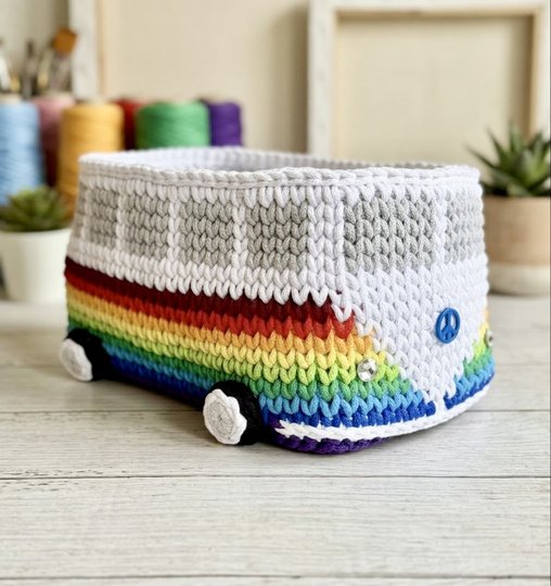 Crochet Pattern for a Bus Basket