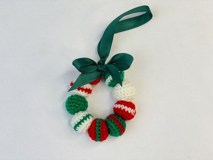 Häkelanleitung  Weihnachts Kranz, Miniaturkranz, Christbaumschmuck