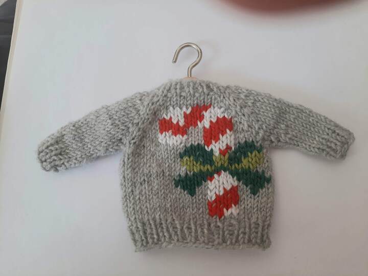 Strickanleitung Christbaumschmuck Weihnachtspulllover 2 Größen - 3 Motive