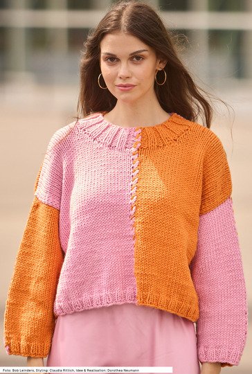 Zweifarbiger Pulli mit kleinem Zopf