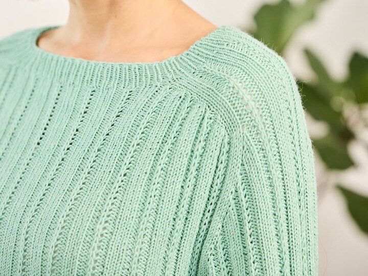 PULLI JUDITH … MIT SATTELSCHULTER GESTRICKT