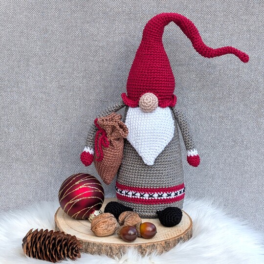 NORDISCHER WEIHNACHTS-WICHTEL – Häkelanleitung Gnom
