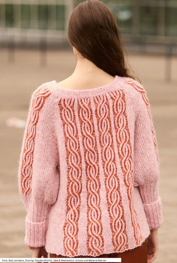 Pulli mit zweifarbigen Patentzöpfen