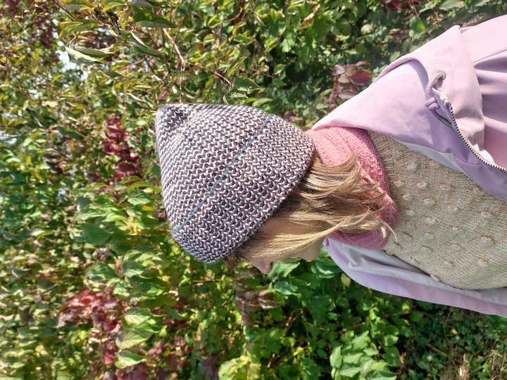 LOMA hat, knitting pattern