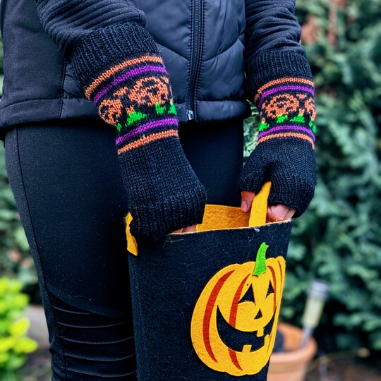 Strickanleitung Pumpkin Smile Mitts